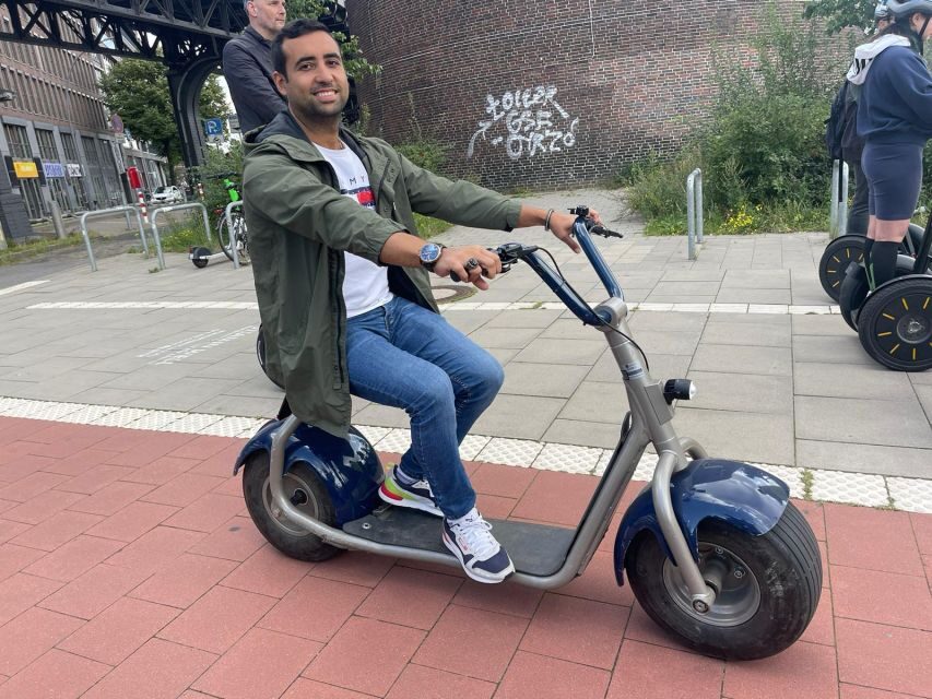 3 Hours Hamburg E-Scooter Tour - Rathaus to Reeperbahn and Fischmarkt: The Hamburg Mood Switch