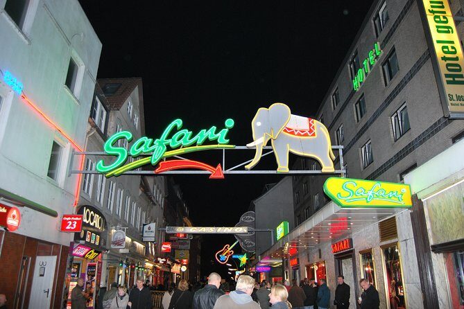 Ahoy St.Pauli at night - the legendary Kieztour - Why Hamburg’s Kieztour at night feels worth your time