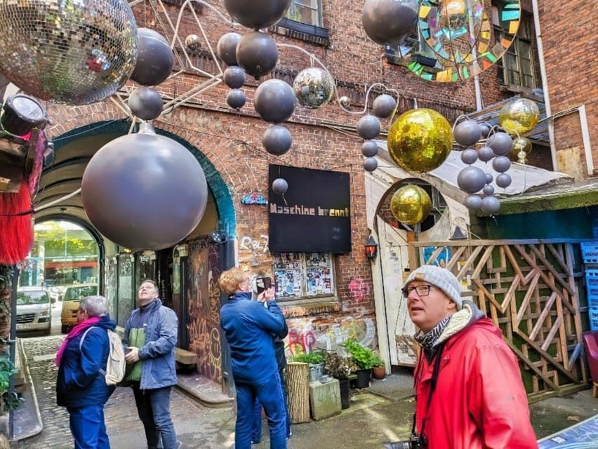 Alternative Hamburg / Street Art Private Tour - Key things you’ll notice on this Alternative Hamburg street art tour