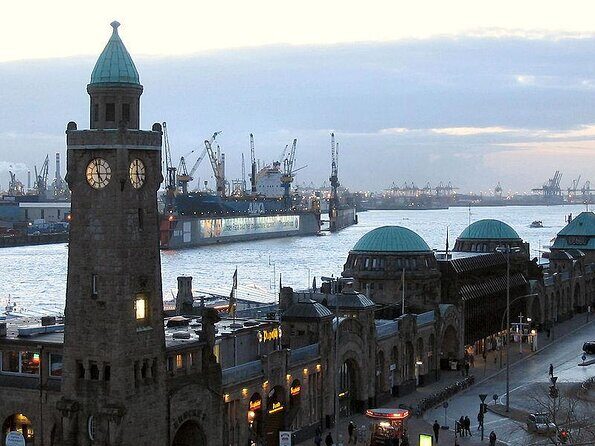Authentic Sailingtrip "Beyond the Borders of the Port of Hamburg" - Quick Hits Before You Cast Off