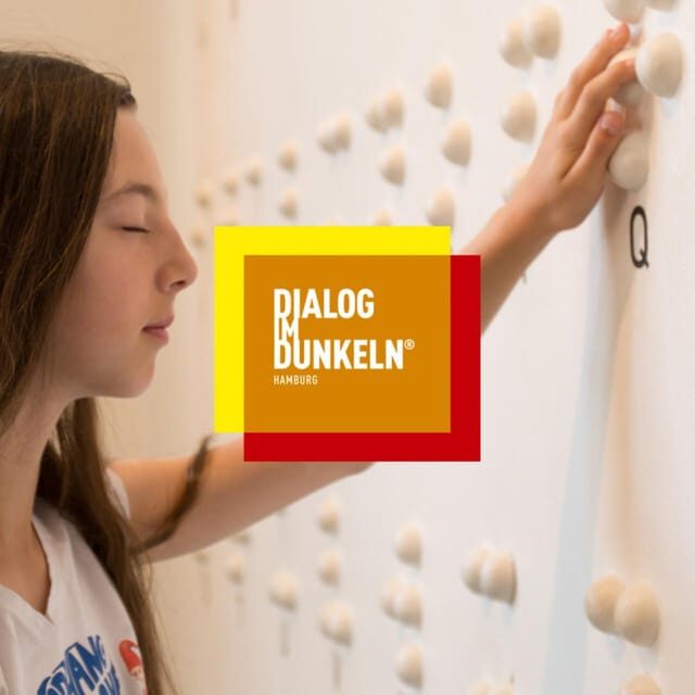 Dialog im Dunkeln (Dialogue in the Dark) - Trading Your Voucher and Getting Ready for Darkness