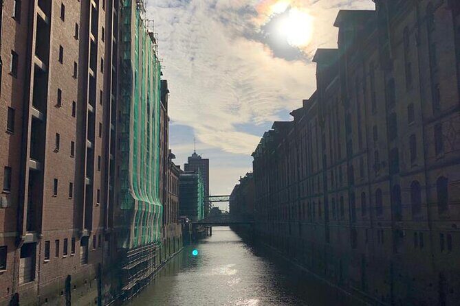 Elbe Philharmonic Hall, HafenCity and Speicherstadt tour - Magdeburger Hafen and the View-Tech Stops: HCU, Maritime Museum Lines, and Small Parks
