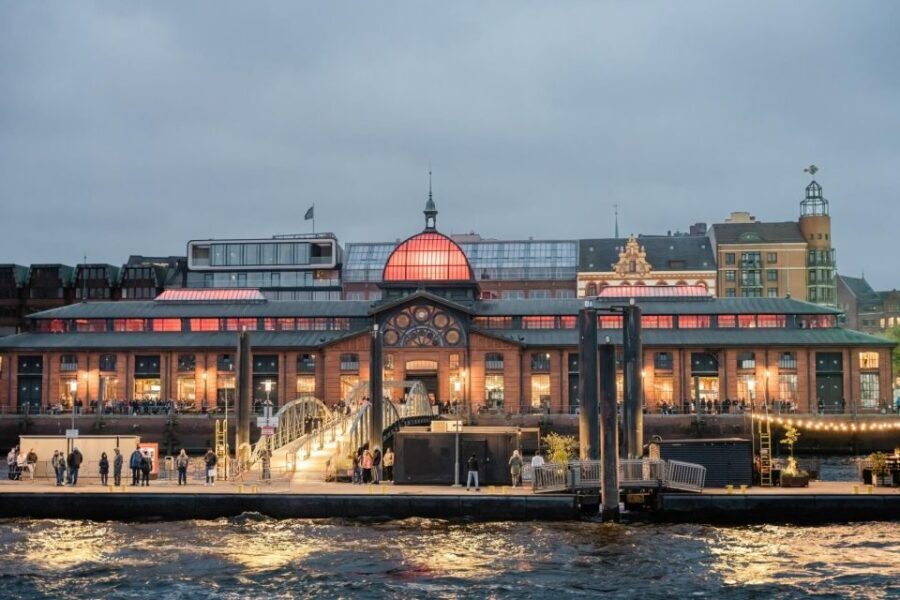 Hamburg: 1.5-Hour Evening Lights Harbour Cruise on a Ship - Price and Value: Is $29 Worth a 90-Minute Harbor Cruise?