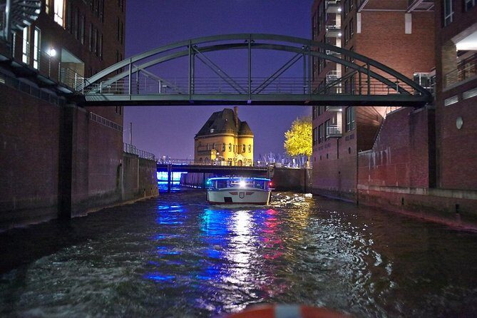 Hamburg: 1-hour evening light cruise - Price and value: is $46 a good deal?
