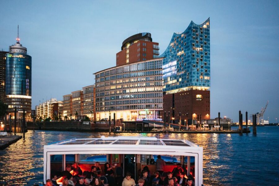 Hamburg: 1-Hour Harbor Evening Lights Cruise - Where you meet: St. Pauli Landungsbrücken, Bridge 4