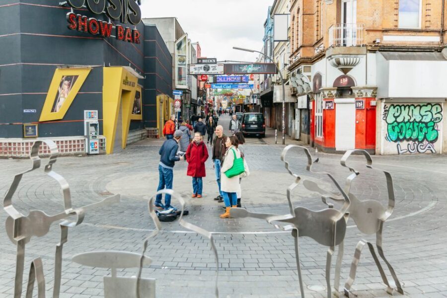 Hamburg: 2.5-Hour Beatles Music Tour - The local pub finish: singalongs you can actually join