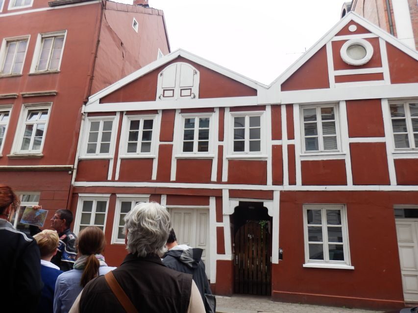 Hamburg: 2-Hour St. Georg Walking Tour - Getting Oriented at Trinity Church in St. Georg