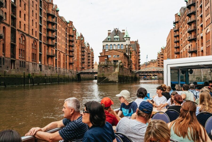 Hamburg: 2-Hour XXL Port of Hamburg Cruise Tour - Elb Tunnel Views and the Port’s Urban Machinery