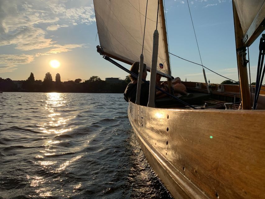 Hamburg: Alster River Sailboat Tour with Sundowner - Rainjackets, and the weather rules you should remember