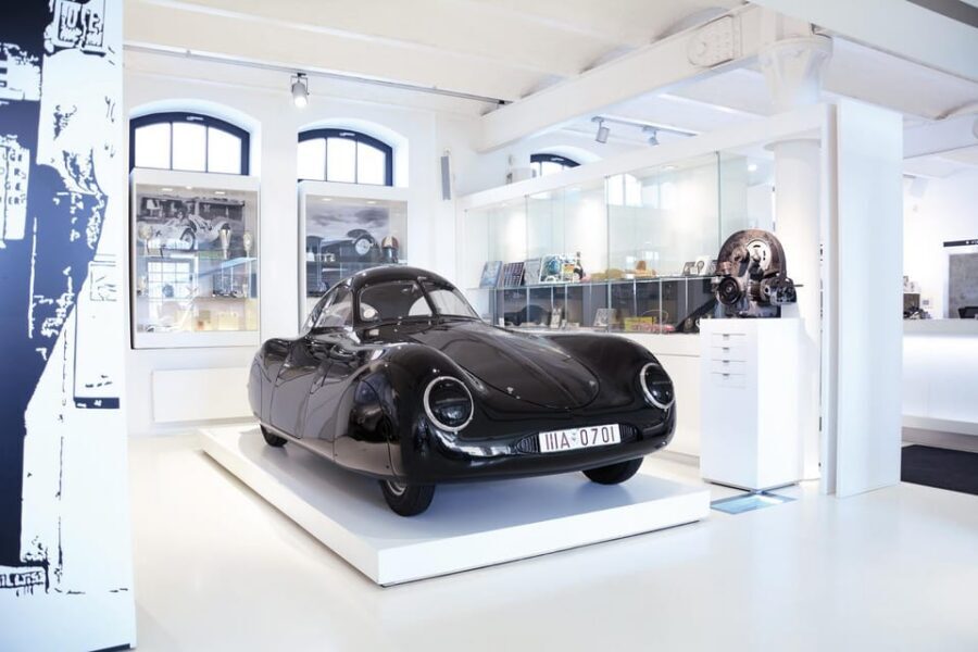 Hamburg: Automuseum PROTOTYP ticket - Hands-on time: the Porsche 365 driving simulator