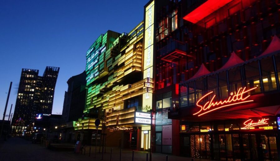 Hamburg Combi: 1,5h Evening Cruise & 2h Reeperbahn Tour - Who This Tour Is Best For (and Who Should Skip It)