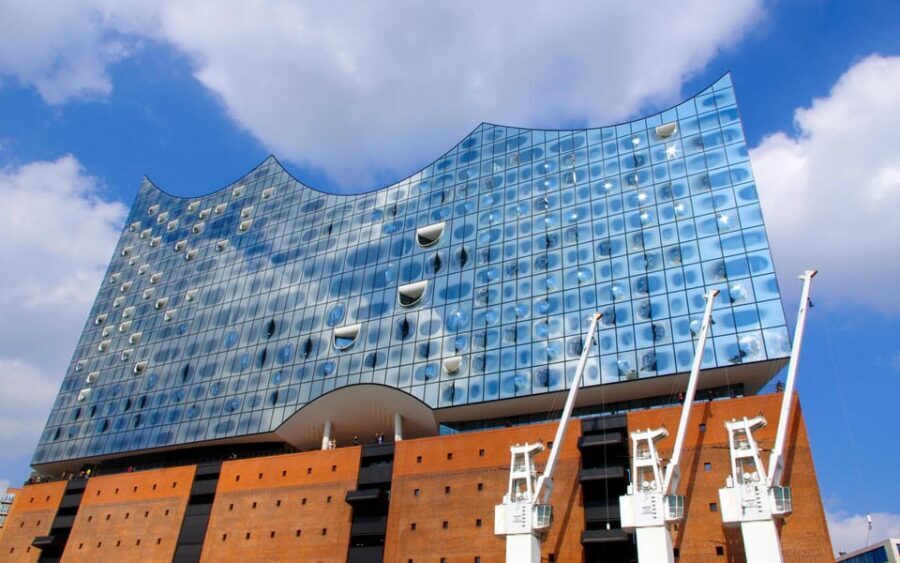 Hamburg: Elbphilharmonie Highlights and Plaza Guided Tour - Harbor Police Station No. 2 to Columbus Haus: Context before the big building