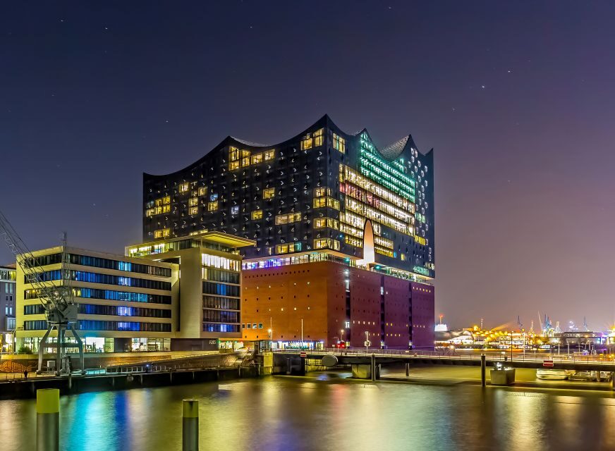 Hamburg: Elbphilharmonie Plaza Guided Tour - Getting there: three meeting points along the harbor