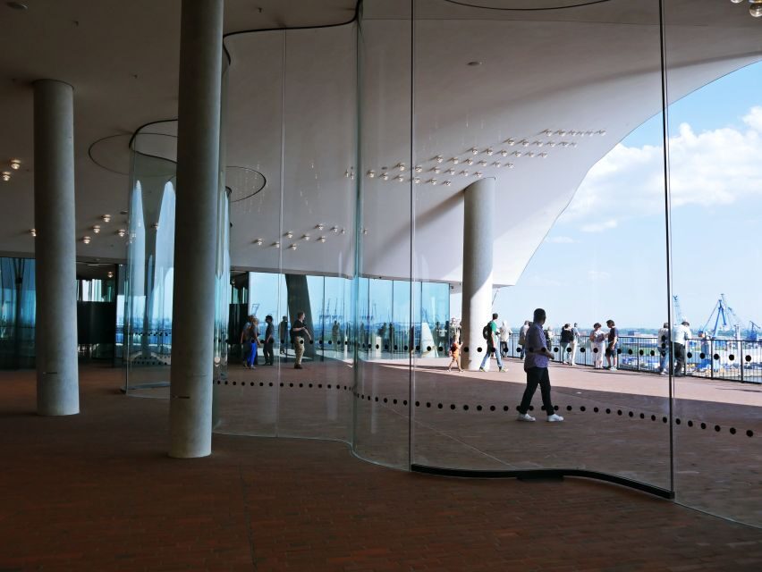 Hamburg: Elphi Plaza Guided Tour with Störtebeker Beer - Key things to know before you go