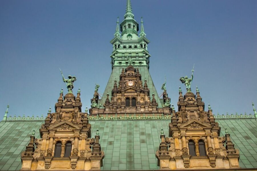 Hamburg - Freemason Walking Tour in German - Gänsemarkt: Turning the Plazas Into Part of the Story