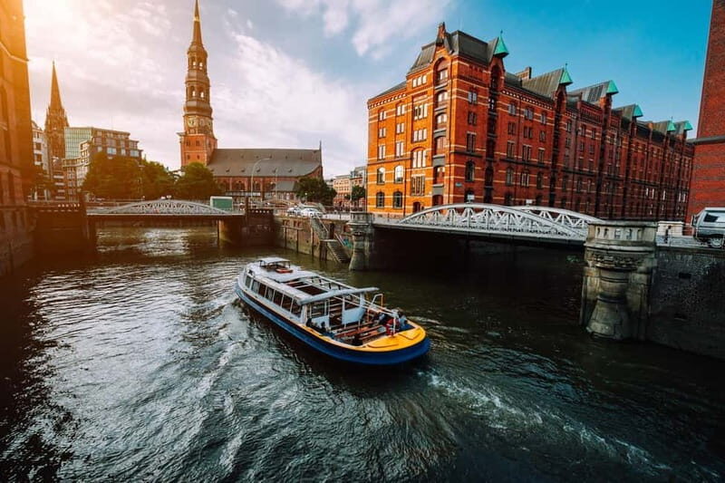 Hamburg: Grand Harbor Tour by Traditional Barge - What you actually see in the one-hour harbor loop
