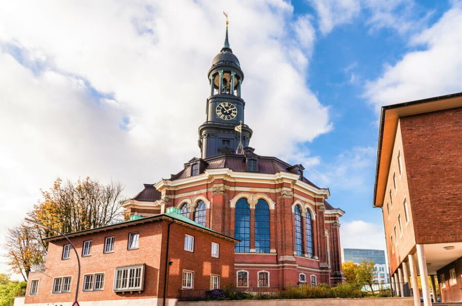 Hamburg: Guided Tour of St. Michael's Church - Language, Contact Tracing, and How to Make the Most of 60 Minutes
