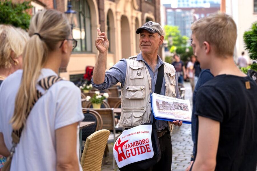 Hamburg: Guided Walking Tour in Danish - St. Nikolai Memorial: The WWII Story You Can See