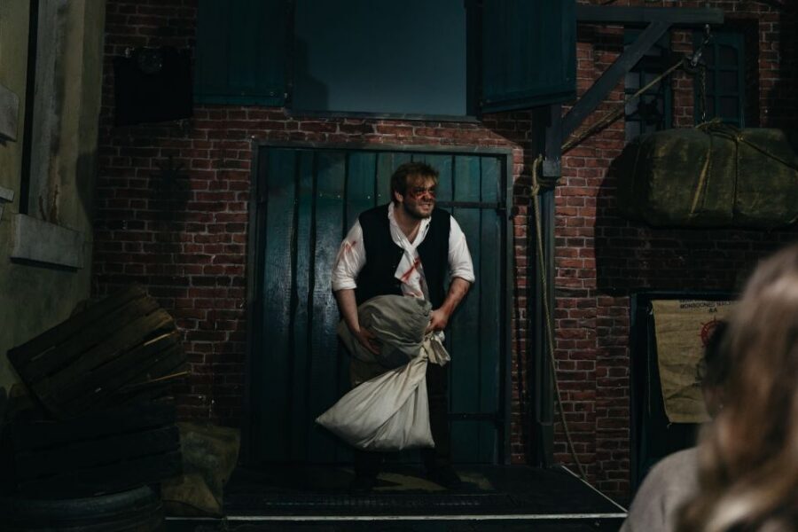 Hamburg: Hamburg Dungeon Admission Ticket - Chamber of Torment and Inquisition defense: where the fear leans theatrical