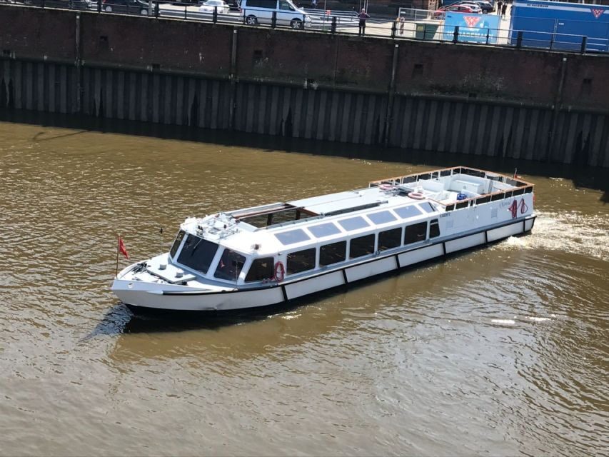 Hamburg: Harbor Cruise - St. Pauli Landing Bridges and Blohm and Voss Shipyard