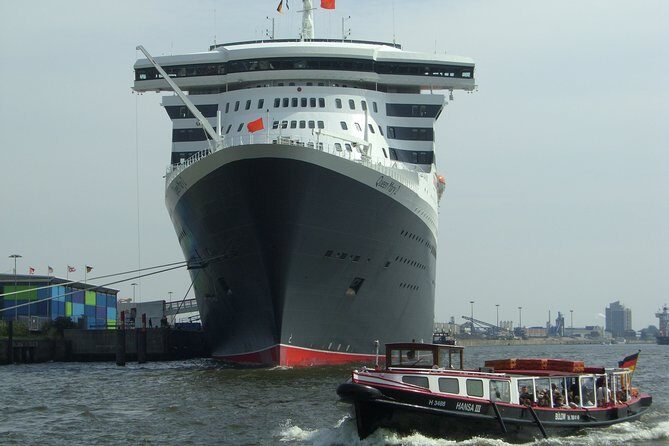 Hamburg harbor tour with a barge - Price and what $23.76 gets you in real terms