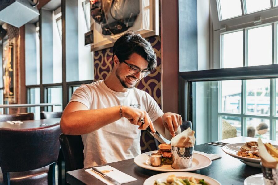 Hamburg: Hard Rock Cafe Skip-the-Line Meal - Funk Menu vs Rock Menu: what you actually eat