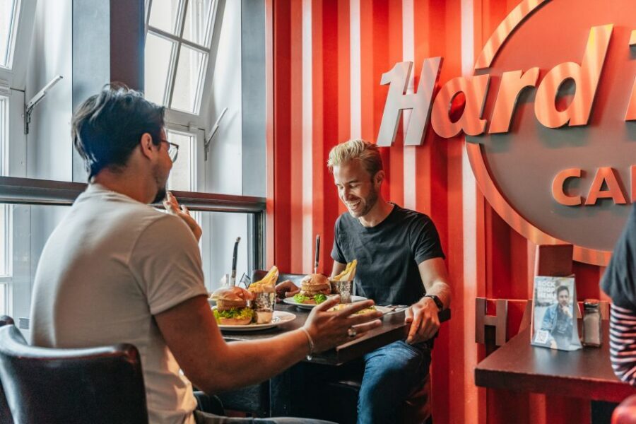 Hamburg: Hard Rock Cafe Skip-the-Line Meal - Price and value: is $36 worth it?