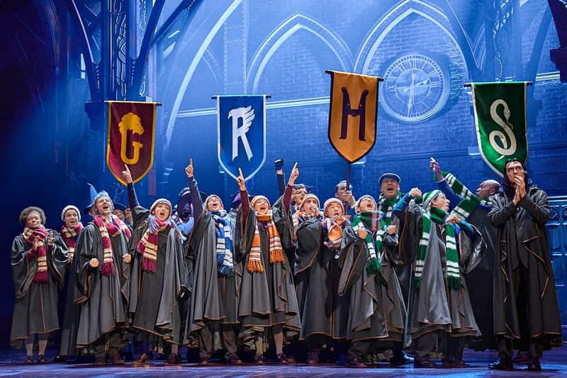Hamburg: Harry Potter and the Cursed Child Theater - Who you meet on stage: Harry, Ron, Hermione, and Moaning Myrtle