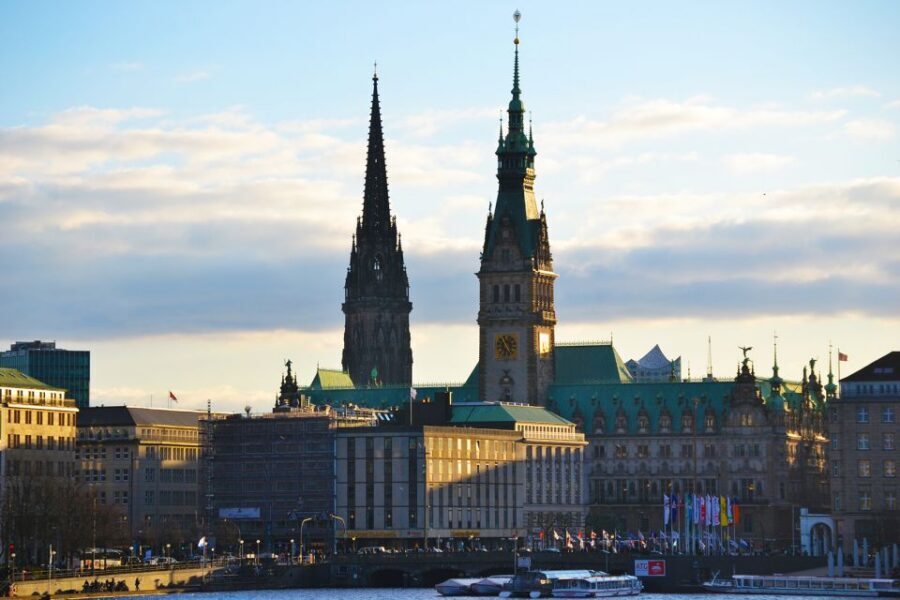 Hamburg: Hop-On Hop-Off Bus Tour Family Ticket - Should you book the Hamburg family hop-on hop-off bus?