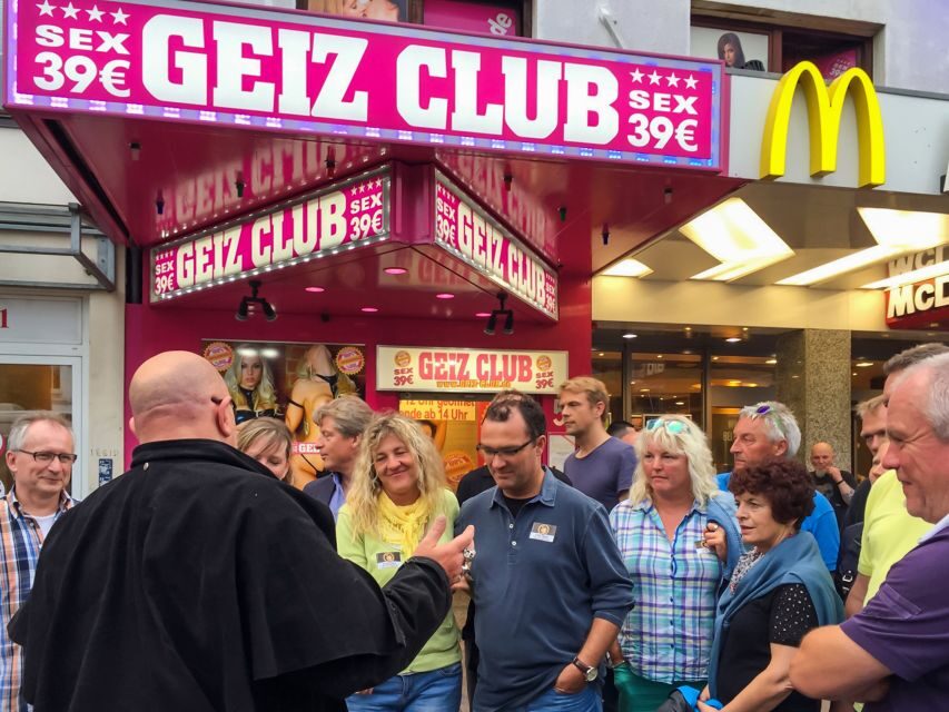 Hamburg: Insider Tour of the Reeperbahn & St. Pauli - Reeperbahn and St. Pauli: the place where nightlife has its own language