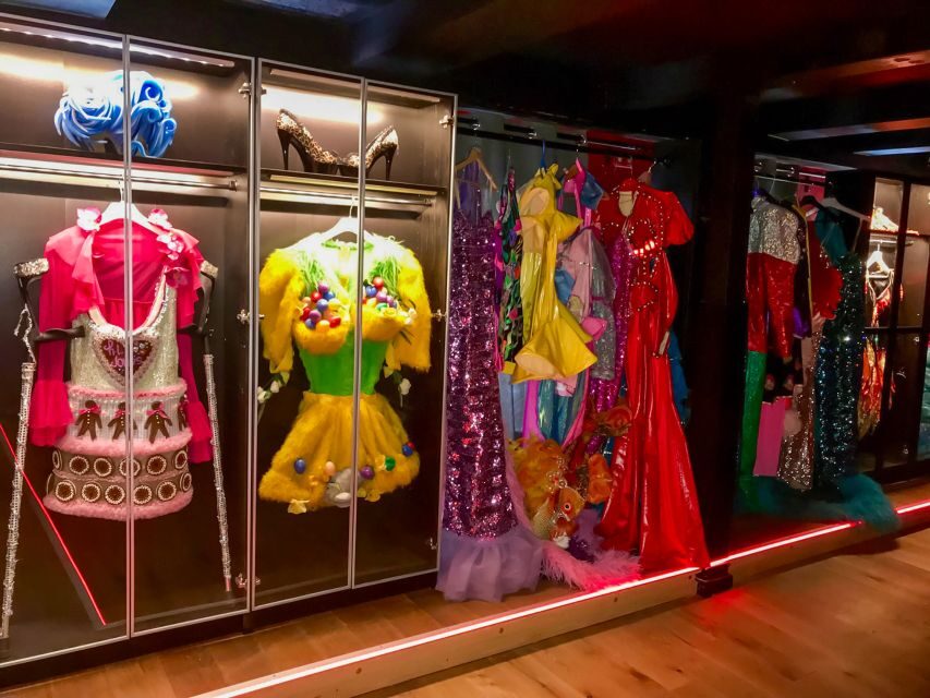 Hamburg: Insider Tour of the Reeperbahn & St. Pauli - Drag, rock’n’roll, and the options that change the route