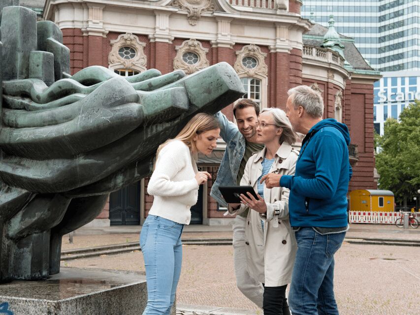 Hamburg: Krimi-Rätseltour Schanze - Walking and Timing: The “Moderate” Part You Should Plan For