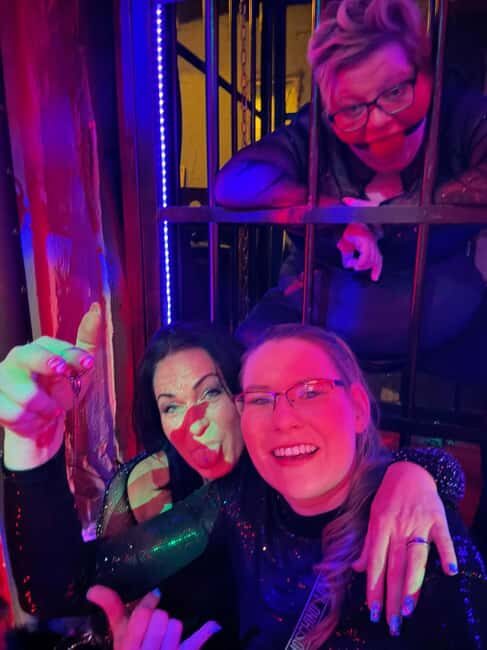 Hamburg: Neighborhood tour with a former dominatrix - Why This St. Pauli Tour Is Different
