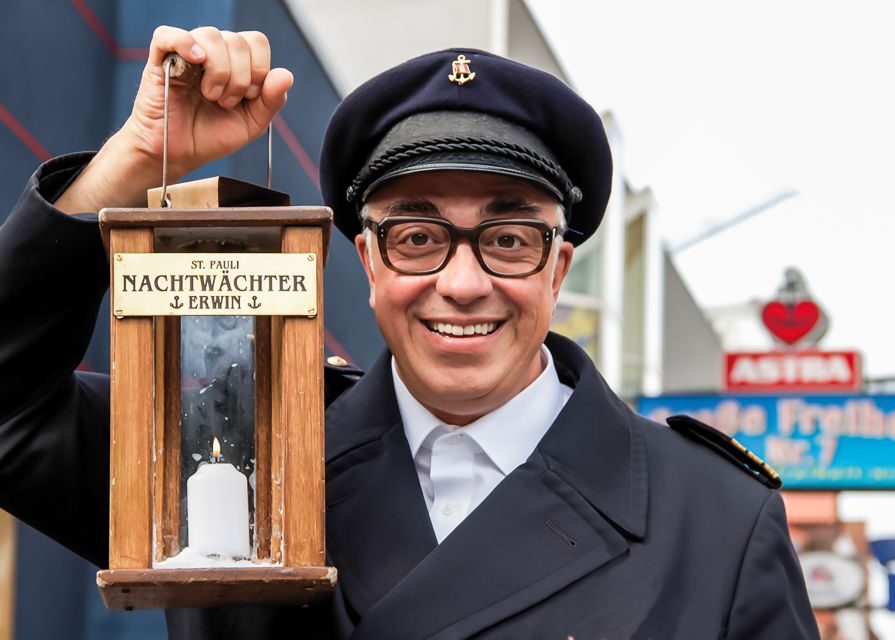 Hamburg: Night Watchman's Tour of St. Pauli in German - Your Night Watchman Guide: Costume, Character, and Tempo