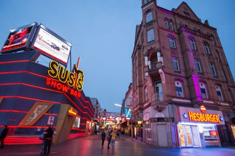 Hamburg: Olivia Jones Tour with Iconic Barker Fabian - Who should book this tour, and who should skip it