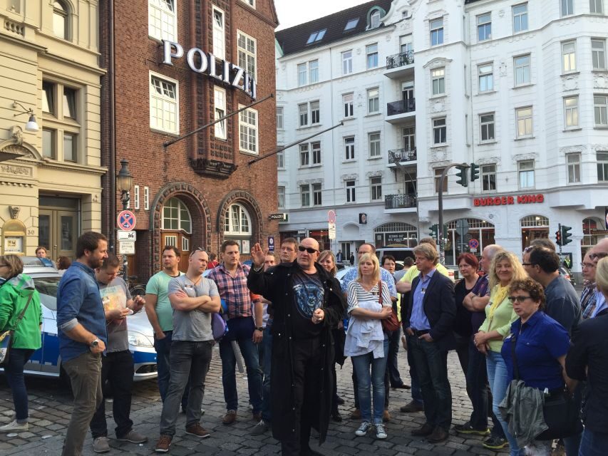 Hamburg: Original Kiez Tour in German with Eddy Kante - Olivia Jones Bar: The Included Liqueur Moment