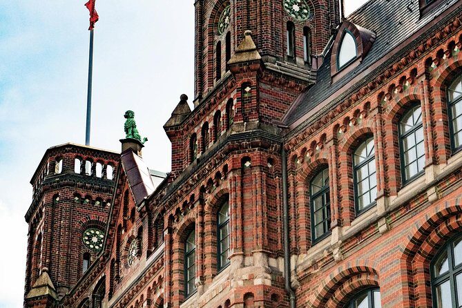 Hamburg Private Guided Tour (walking) - HafenCity and the Elbe Philharmonic Hall area: modern Hamburg with scale