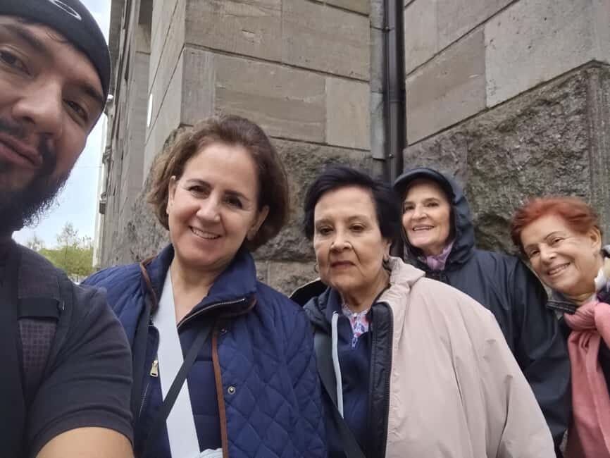 Hamburg Private Tour with a Local Guide - Starting Point: Meeting Your Guide at Your Accommodation