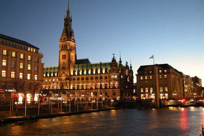 Hamburg Private Walking Tour with a Local - Where You Start: Bucerius Kunst Forum (Alter Wall 12)