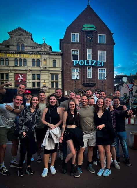 Hamburg: Pubcrawl & Nightlife Tour auf St.Pauli - Practical tips to have a better night