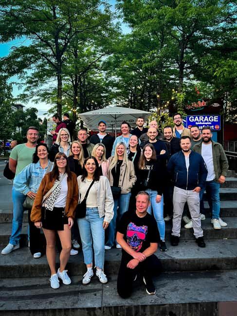 Hamburg: Pubcrawl & Nightlife Tour auf St.Pauli - The heart of the tour: 4+ bars in a tight 4-hour window