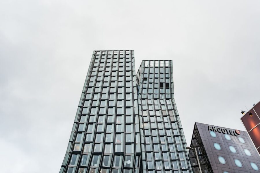 Hamburg: Reeperbahn Lust & Laster Tour for Adults Only - Red Light District walking and Herbertstraße: plan your mindset