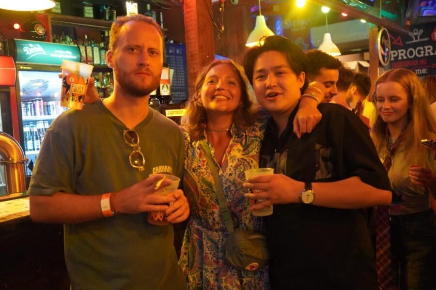 Hamburg: Reeperbahn Pub Crawl with Shots and Games - FAQ