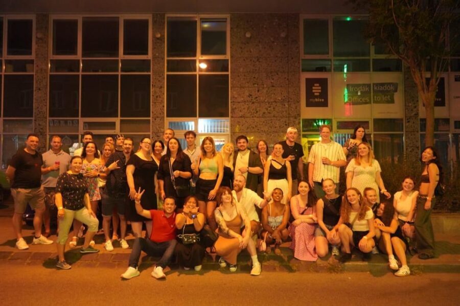 Hamburg: Reeperbahn Pub Crawl with Shots and Games - Meeting at a&o hostel: how to start on time and get grouped