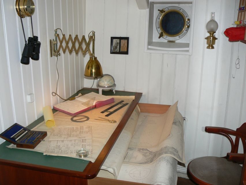 Hamburg: RICKMER RICKMERS Museum Entry Ticket - Getting in at Landing Bridge 1 (and planning your timing)