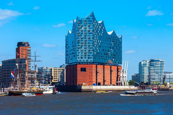 Hamburg Scavenger Hunt and Highlights Self Guided Audio Tour - The app essentials: GPS, audio, languages, and what can break it