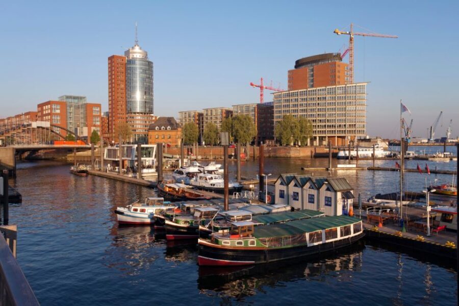 Hamburg: Scavenger Hunt Self-Guided Tour for Children - Magellan Terraces and the Traditional Ship Harbor Break Moment