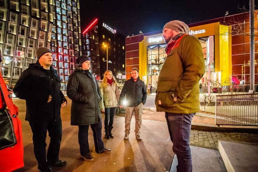 Hamburg: Sex and Crime in St. Pauli Tour for Ages 18+ - Jack the Ripper in Hamburg: Fact, Myth, and the Guide’s Framing