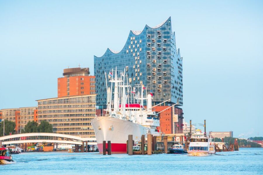 Hamburg: Speicherstadt and HafenCity Tour - Kesselhaus stop: a useful bonus (except Mondays)