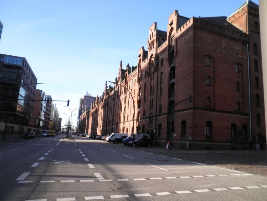 Hamburg: Speicherstadt & HafenCity 2-Hour Walking Tour - Unilever building harbor views and cruise ship spotting